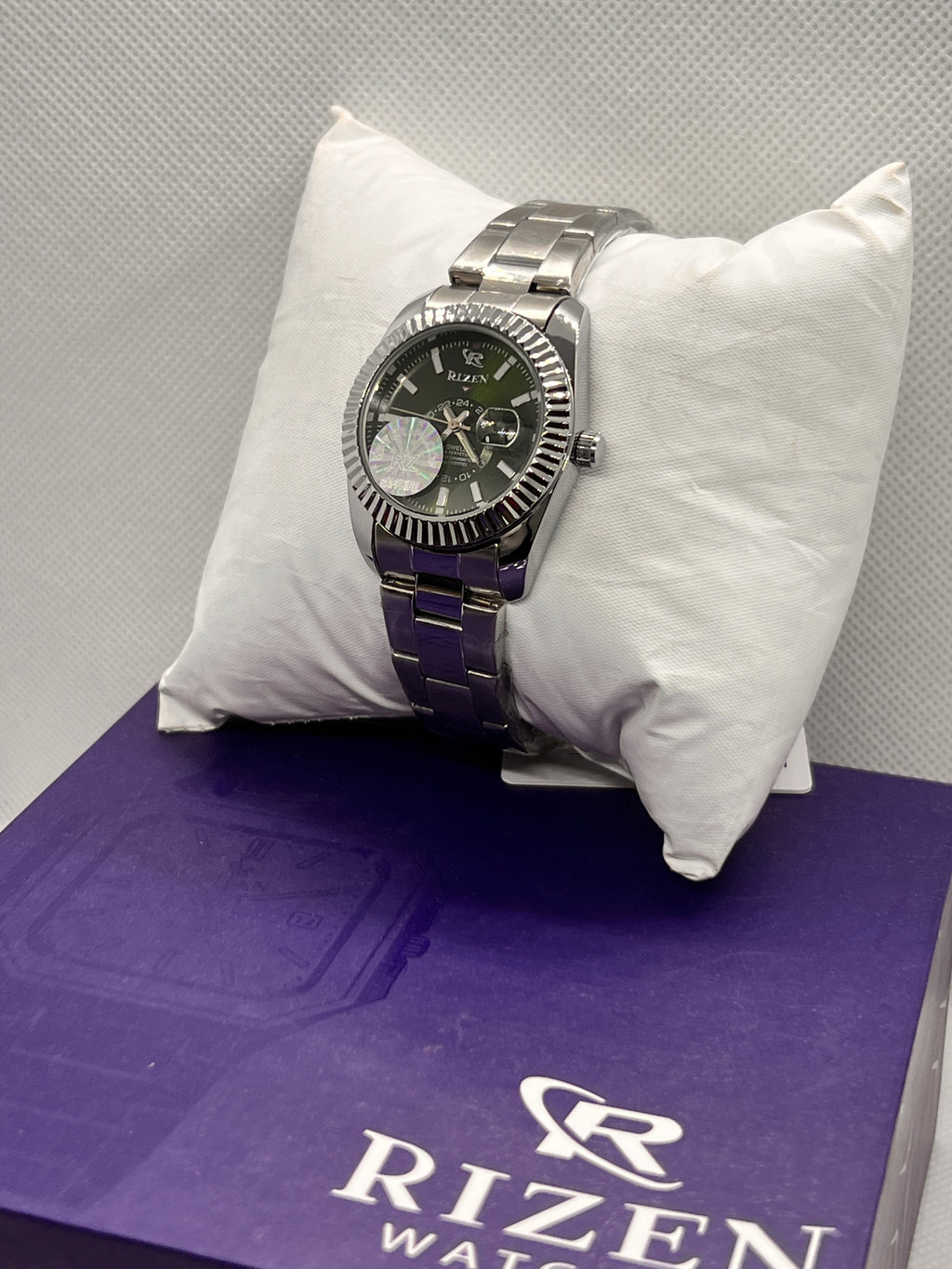 RIZ Fluted Bezel Sub-Dial Date Quartz Women's Watch