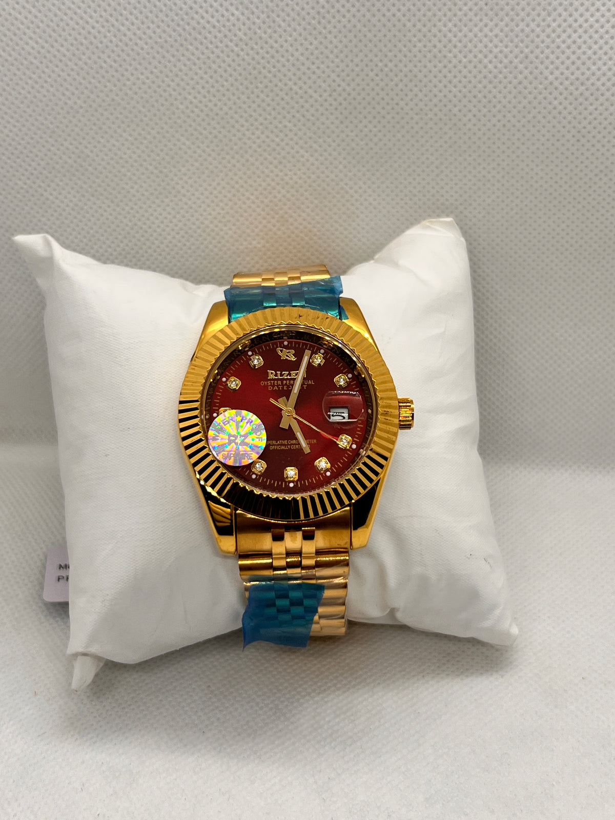 RIZ Fluted Bezel Stone-Set Date Quartz Men's Watch