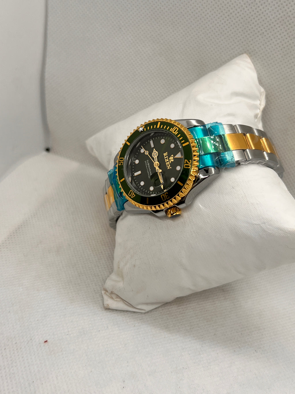 RIZ Two-Tone Dive Style Rotating Bezel Date Men's Watch